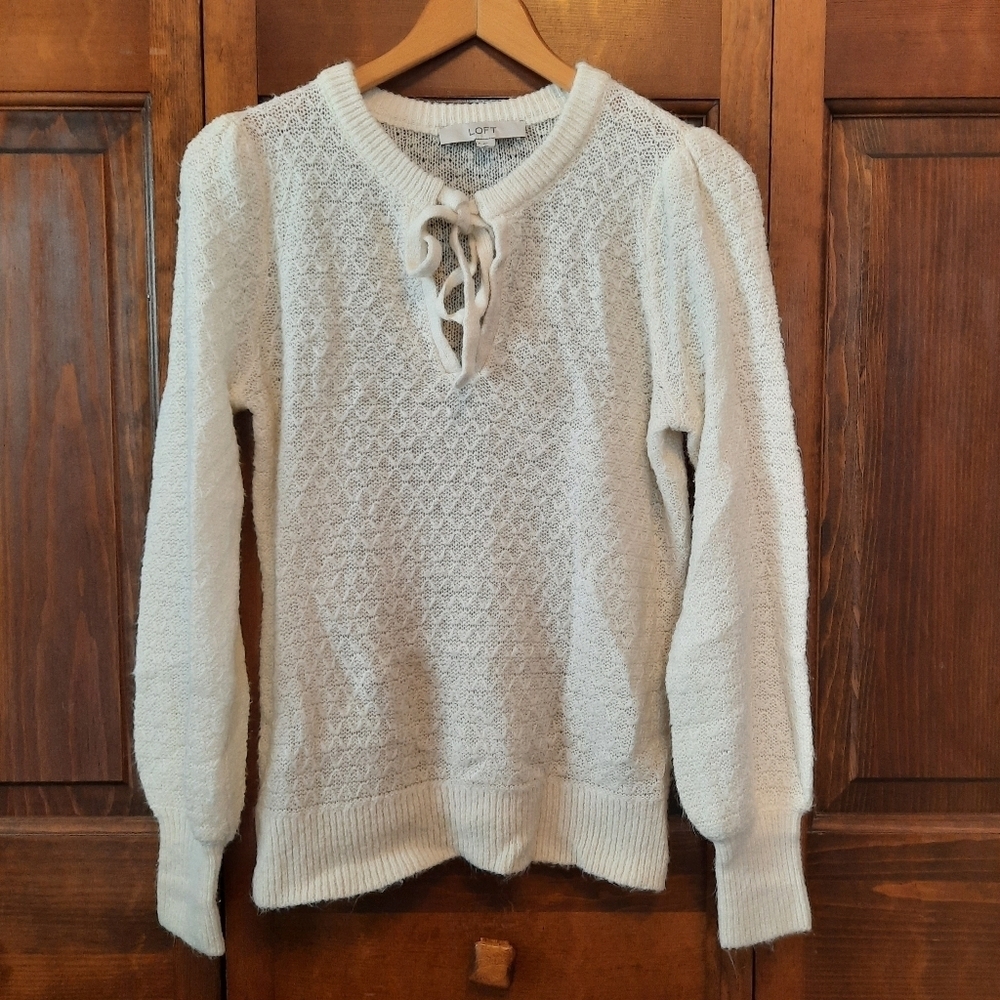 🛍 Loft Ivory Pointelle Knit Neck Tie Puff Sleeve Feminine Sweater Size Medium